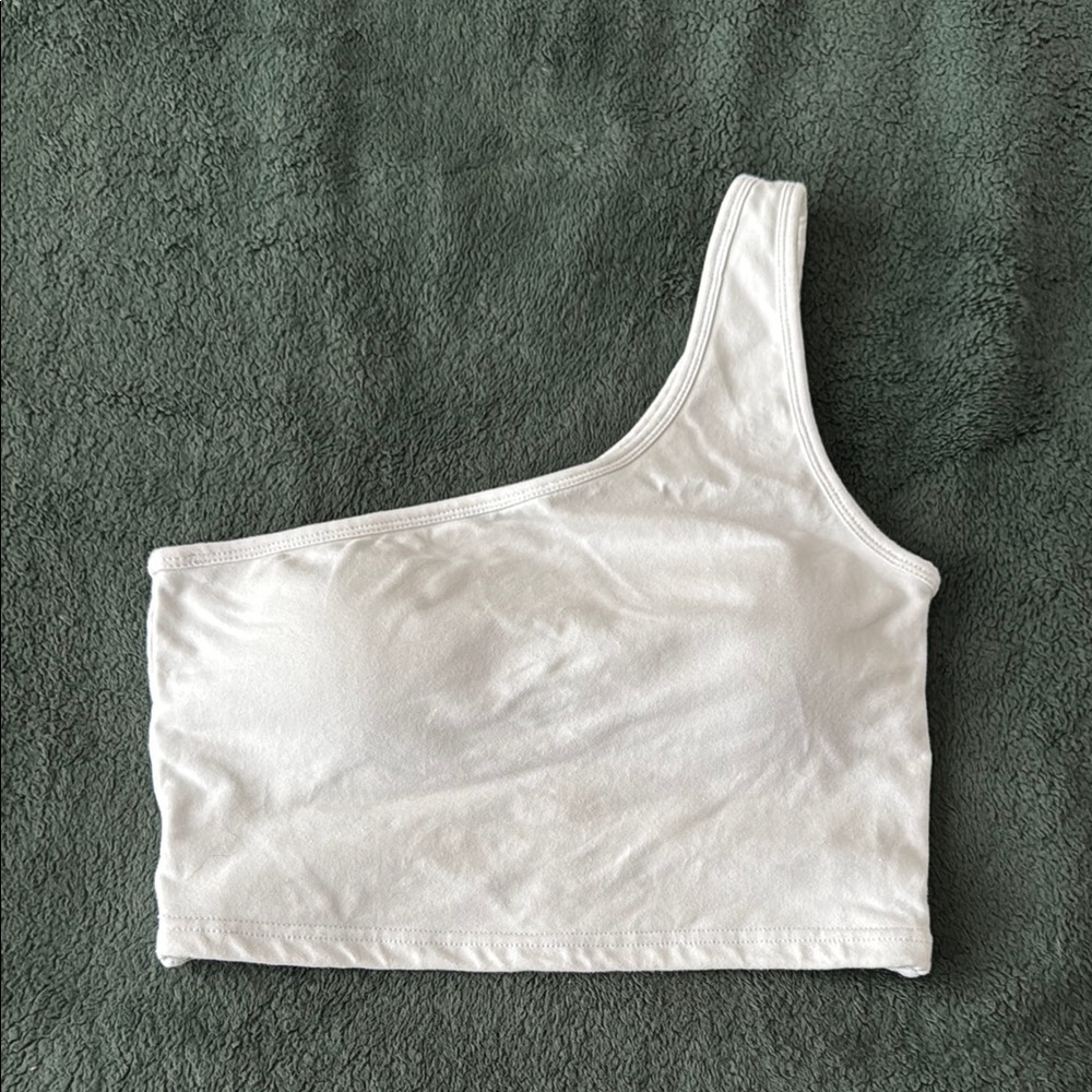 Klassy Network Brami One Shoulder Crop